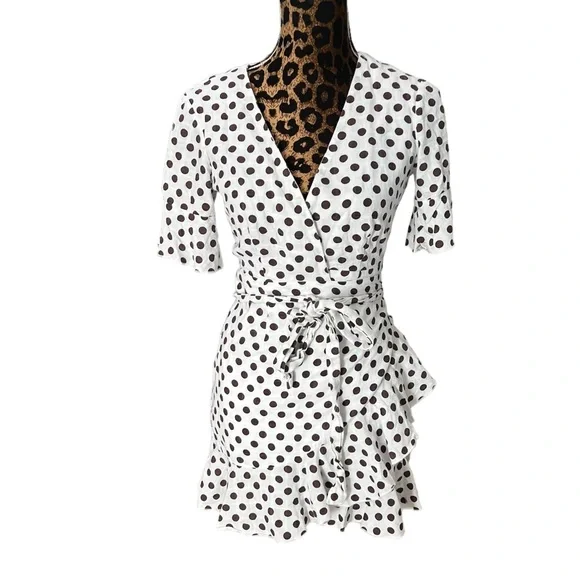 majorelle brown polka dot dress Rihoas Checkered Square Neck Midi Dress main image 1